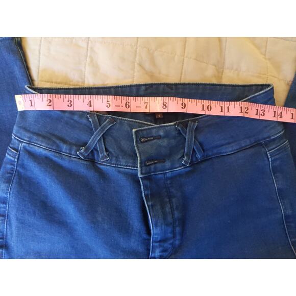 NYDJ Not Your Daughter's Jeans Women's Sz 6 Sheri Slim Classic Wash EUC - Picture 6 of 7